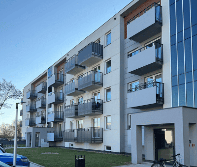 Blok w Skierniewicach ul.Mickiewicza